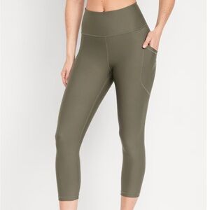 NWT old navy Powersoft crop leggings